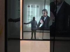 Nhà nhôm có cửa lớn và cửa sổ