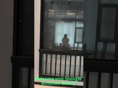 Cửa sổ trượt lớn hơn với kính đôi