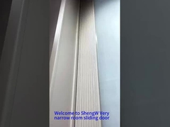 Căn phòng rất hẹp cửa trượt